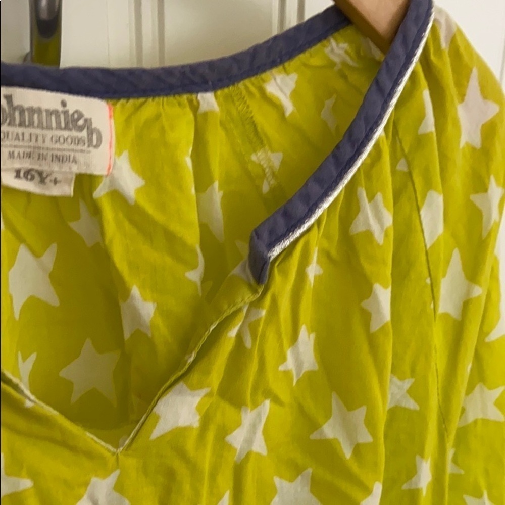 BODEN Johnnie b Girls Kaftan Coverup Lime with Stars - Picture 3 of 9